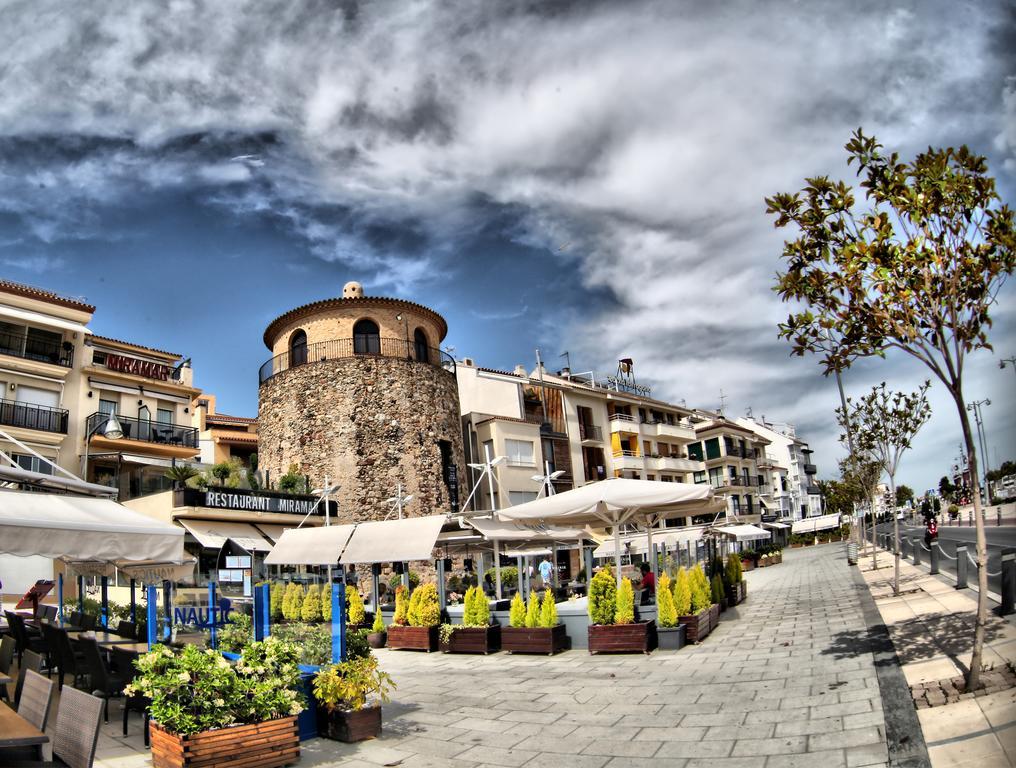 Apartamento La Torre Oceanside Cambrils Exterior foto